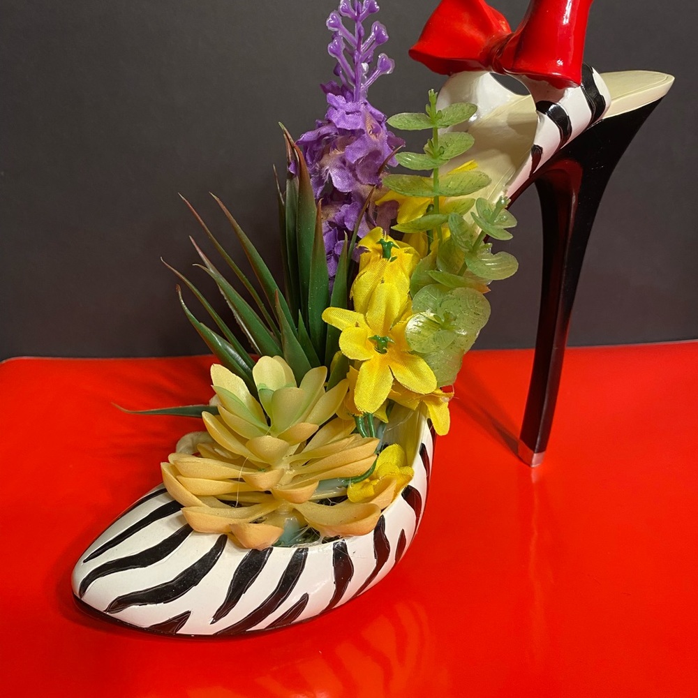 Ceramic shoe